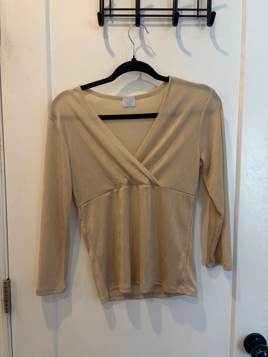 Suzy Shier Tops - FREE with purchase! Vintage Beige V-Neck Long Sleeve Top